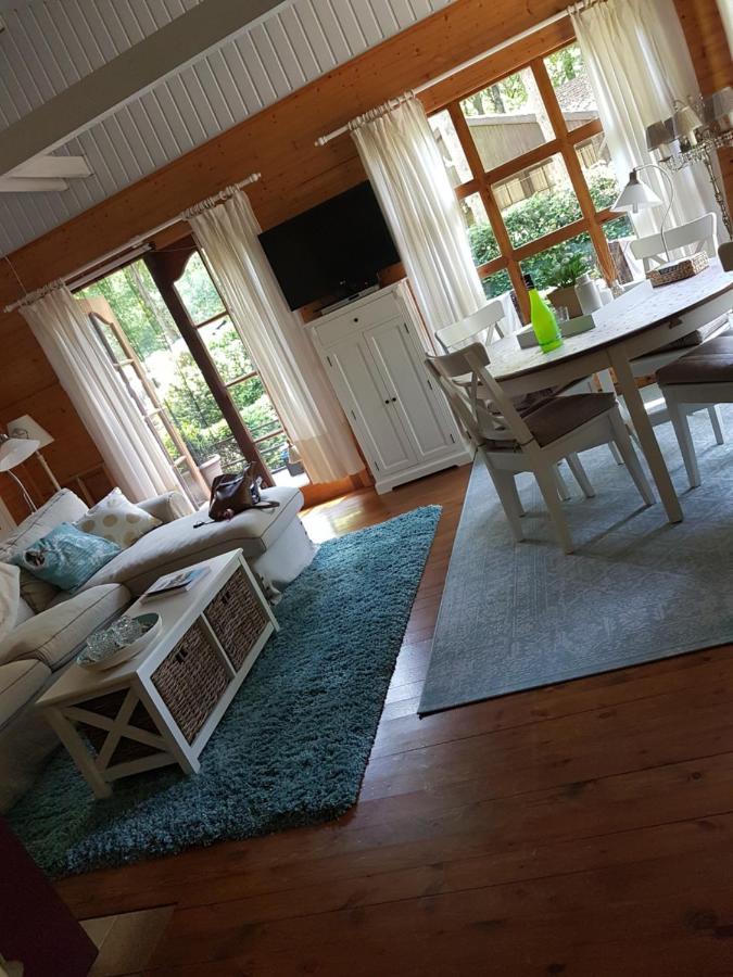 Charme Chalet Zutendaal Εξωτερικό φωτογραφία